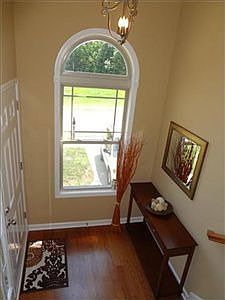 4th image of 609 Hidden Valley Dr