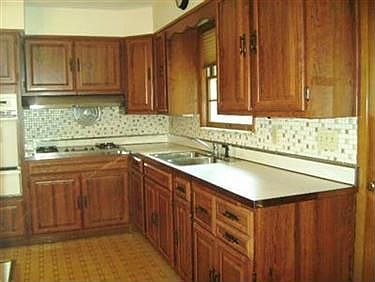 5th image of 2878 Cricket Ln