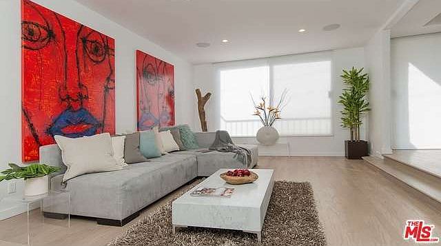 1st image of 1531 Camden Ave APT 208
