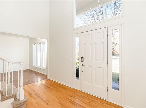 2nd image of 8708 N Beaman Ave