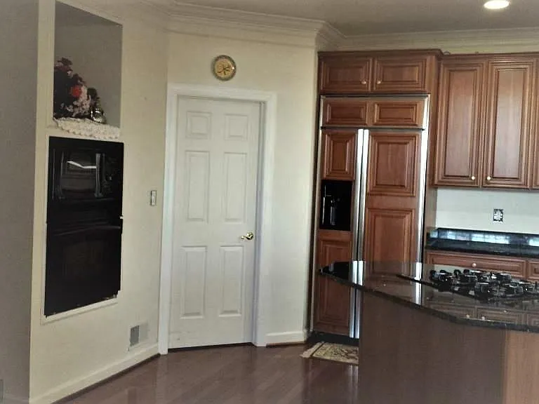 10084 Daniels Run Way — Photo 17