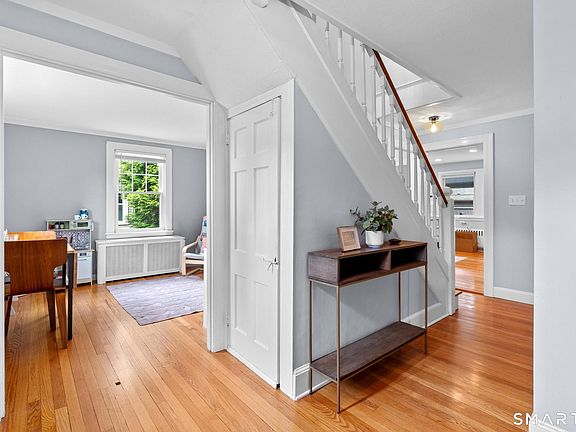 5th image of 16 Clifton Avenue