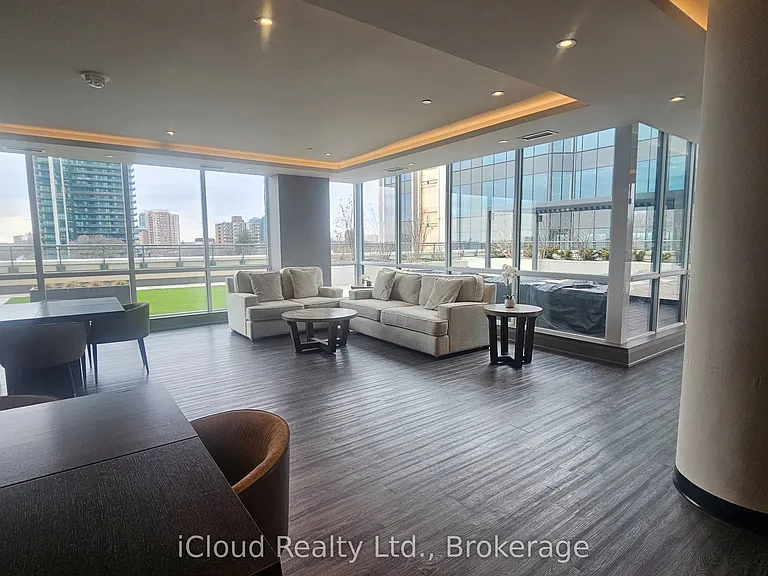 15 Lynch St #2302 — Photo 38