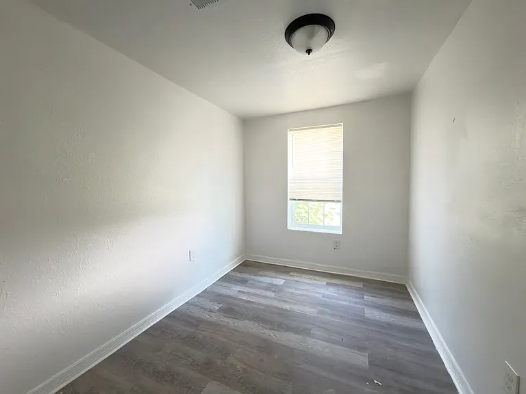 2185 Benedict Rd #2187 — Photo 12