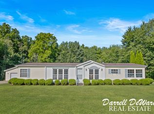 8349 Tiffany Ave NE, Rockford, MI 49341