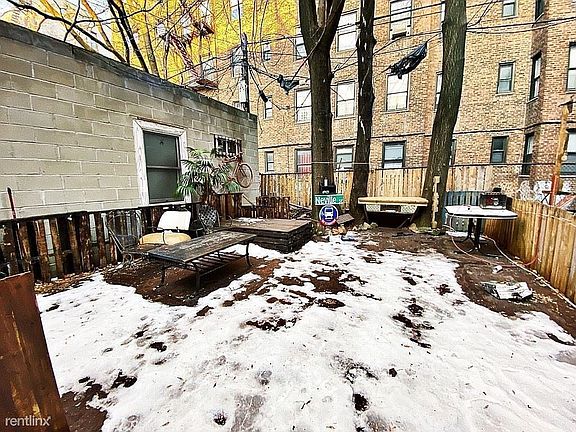4th image of 1769 E 12th St APT 1