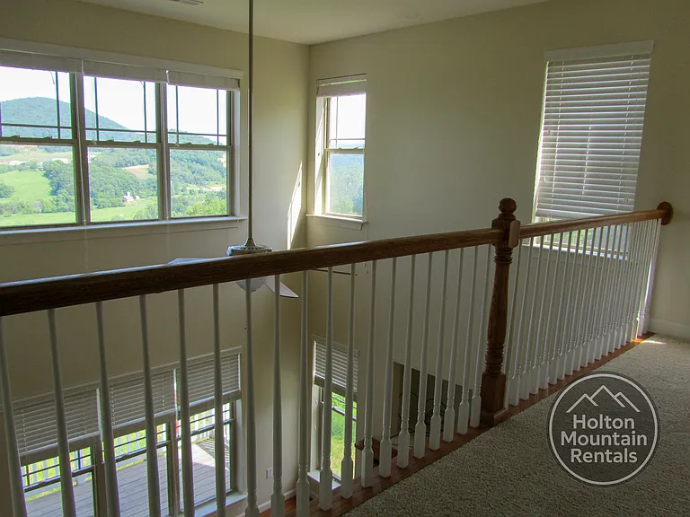 194-3B Azor Ct — Photo 8