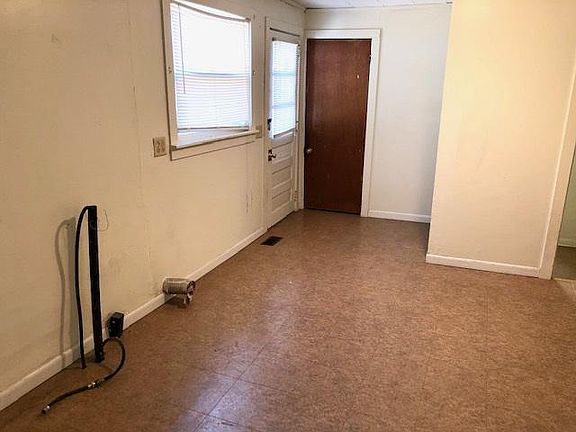 5th image of 1556 S 20th St