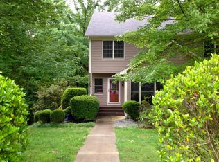 114 Mallard Ct, Chapel Hill, NC 27517