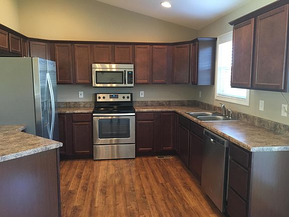 5th image of 5629 Autumn Creek Dr