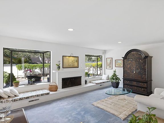 5th image of 2914 Colton Rd