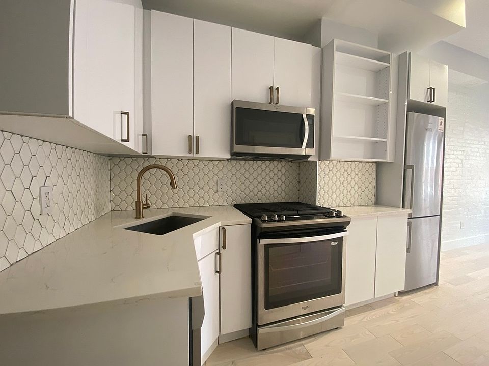 1st image of 410 E 88th St #4AA