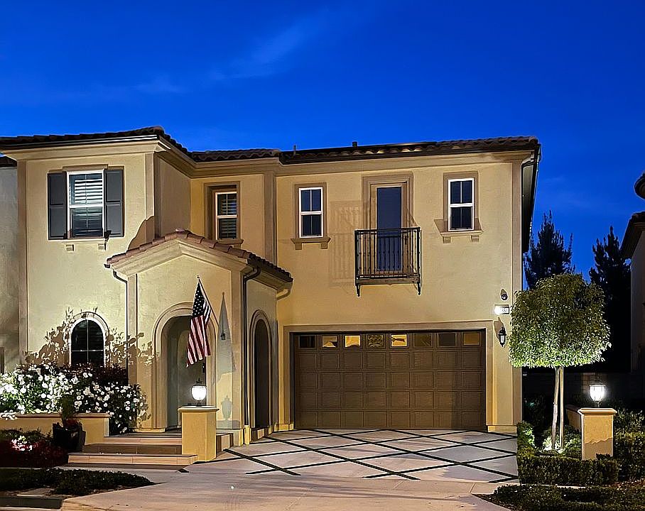 2nd image of 355 Pinnacle Dr