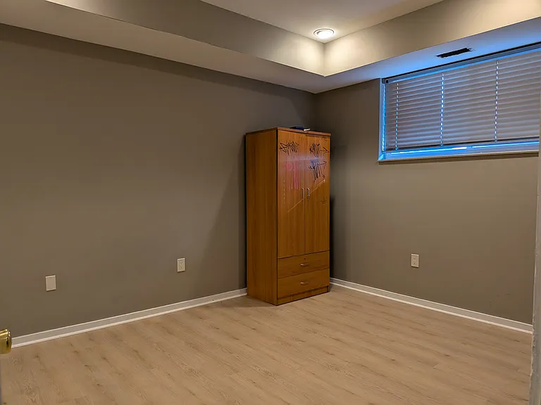 2200 N Sydenham St #1R — Photo 8