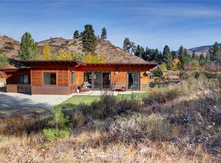 121 North Village Rd, Winthrop, WA 98862