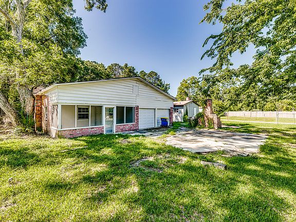 4th image of 6334 Restlawn Dr
