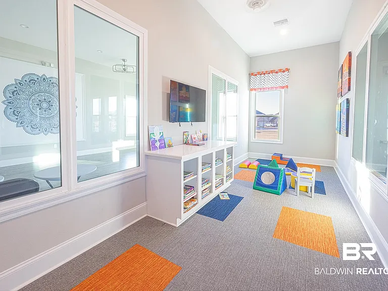 24606 Alamitos Trace Dr — Photo 49
