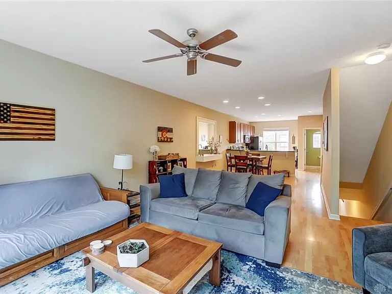 4302 Straight Arrow Rd — Photo 9