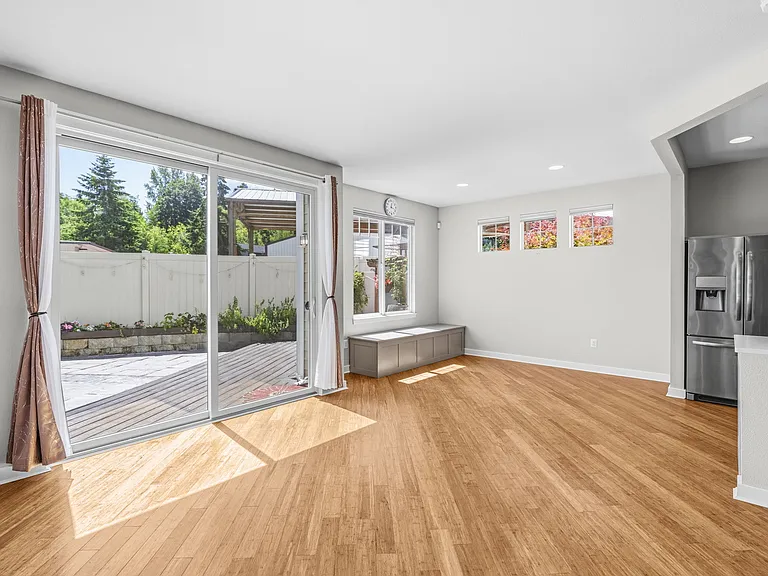 205 Newport Way NW #C1 — Photo 9