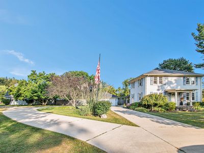 8605 Lansing Ave, Rives Junction, MI, 49277