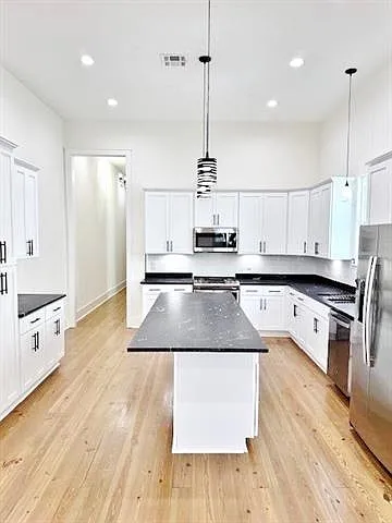 1034 Montegut St #1034 — Photo 7