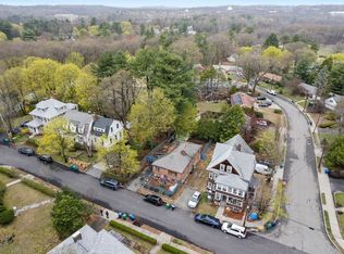 31 Chaske Ave, Newton, MA 02466