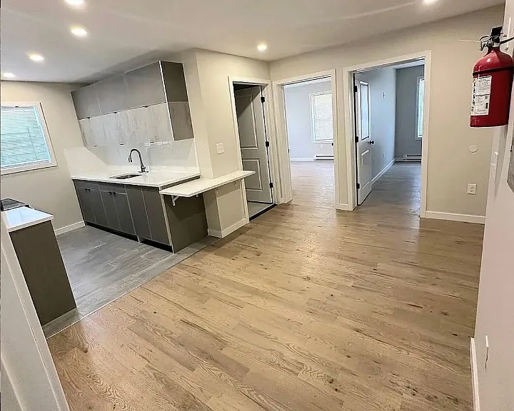 307 Littleton Ave #3A — Photo 3