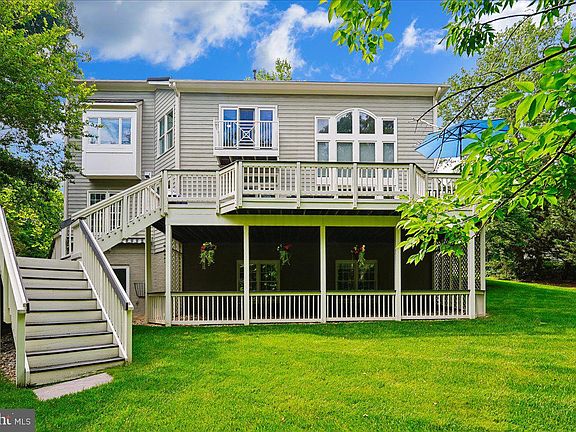 3rd image of 43625 Emerald Dunes Pl