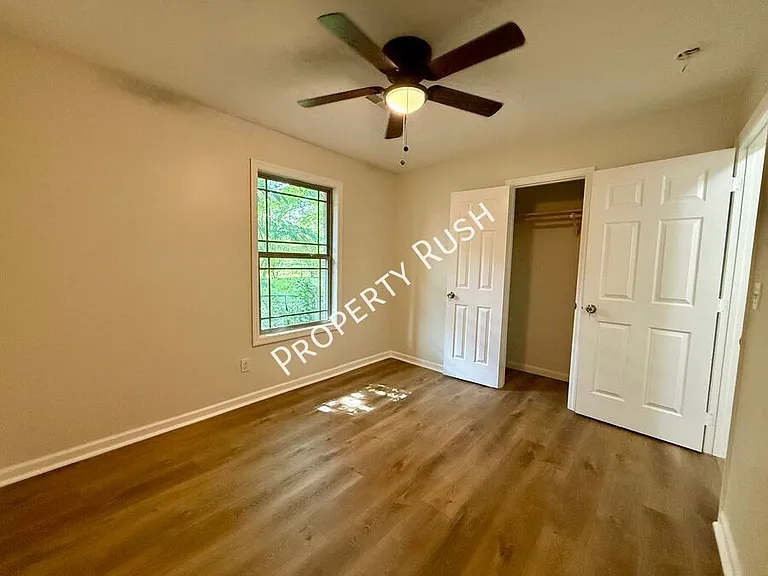 1718 Portland St #A — Photo 10