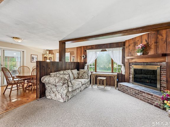4th image of 1823 Mountain Road