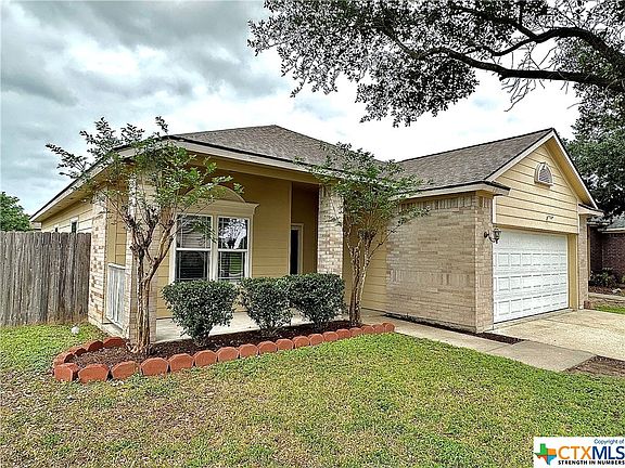 2nd image of 102 Sierra Ct