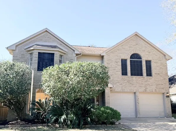 245 N Ranch House Rd, Angleton, TX 77515