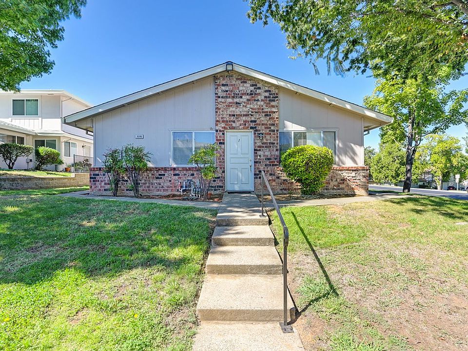 1st image of 3595 Sapphire Dr APT 2