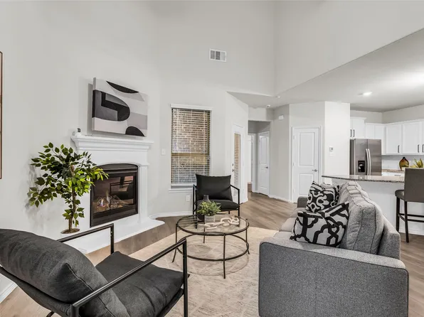 7405 Continental Dr, McKinney, TX 75071