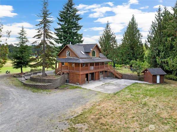34505 39th Avenue Ct E, Eatonville, WA 98328