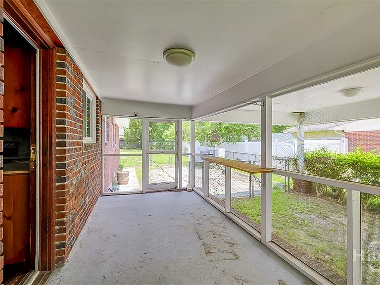 16 Herty Ave — Photo 27