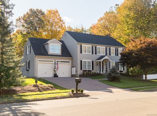 31 Harvest Ct, Cheshire, CT 06410