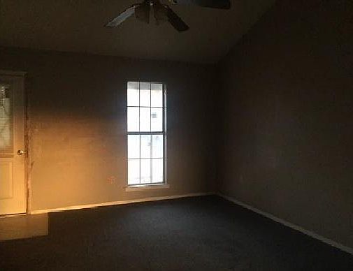 4th image of 6255 Jamestown Ave