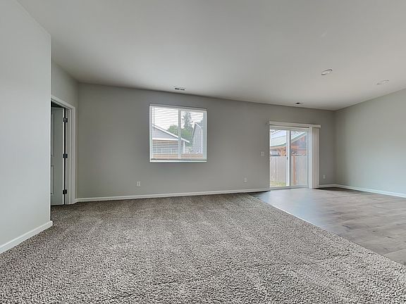 3rd image of 1917 72nd Ave SE