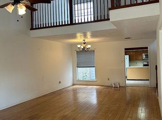 11703 Glenwolde Dr, Houston, TX 77099