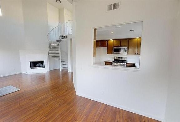 3rd image of 2620 S Montego #44F
