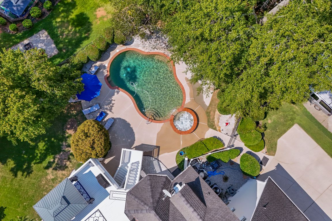 next background image