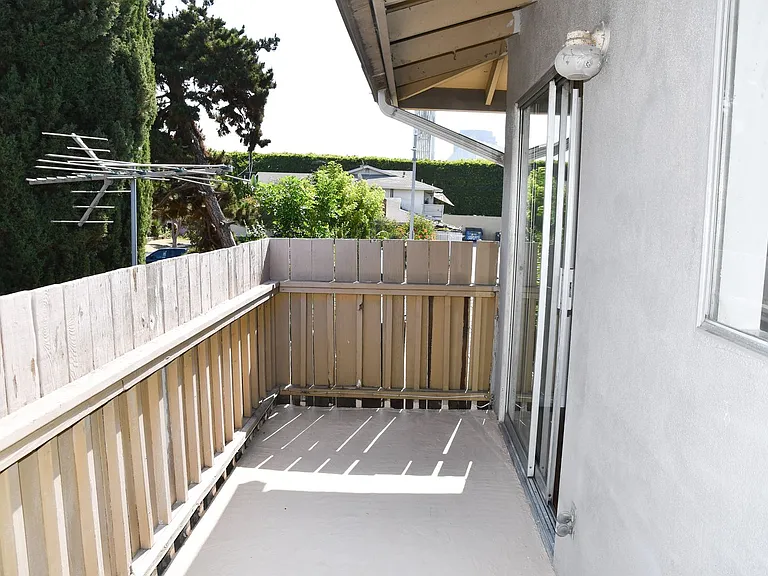 12071 Laguna St — Photo 12