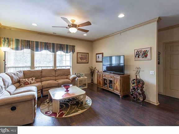 5th image of 100 Douglas Fir Dr APT 202