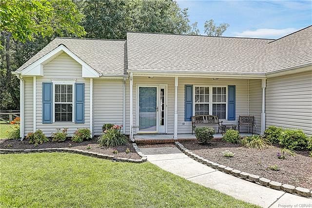 1st image of 2129 Nicole Dr