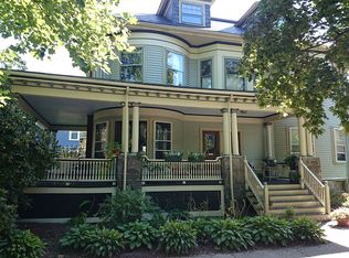 28 Manchester Rd #2, Brookline, MA 02446