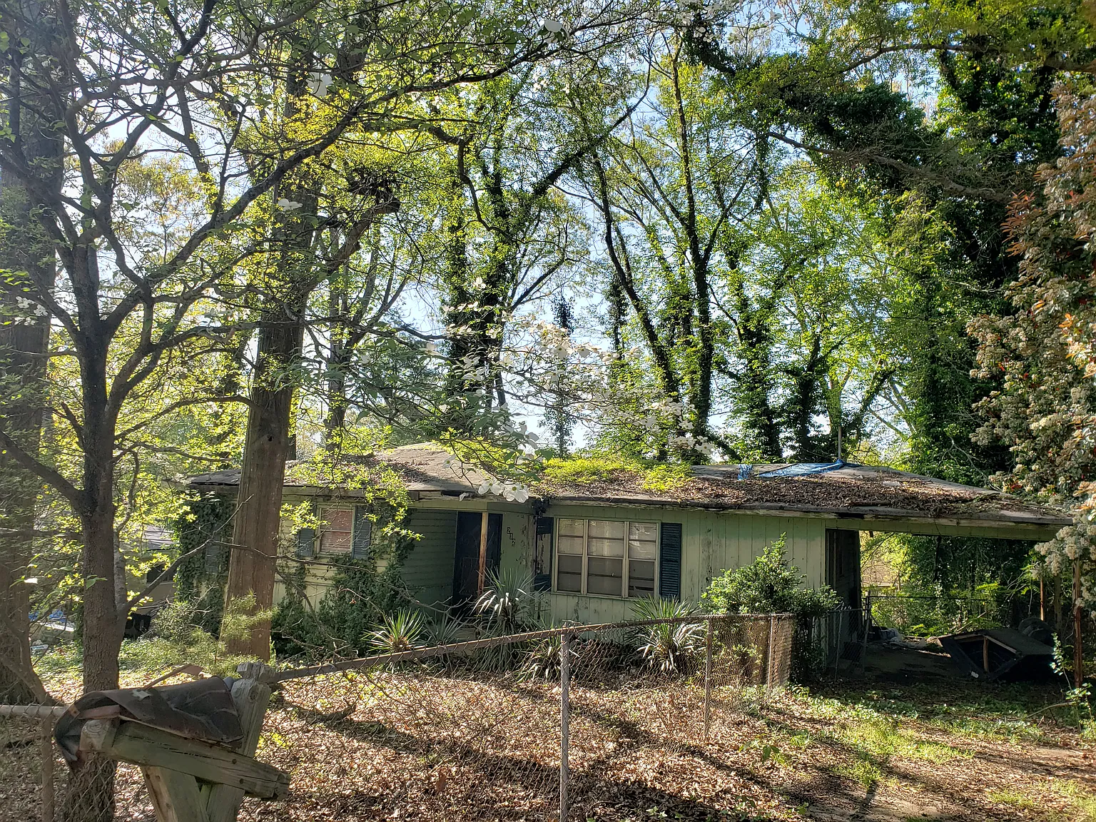 212 Shallowford Dr photo 1