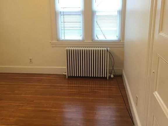 3rd image of 153 Norwood Ave APT 3A