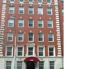 5326 N Winthrop Ave APT 512, Chicago, IL 60640