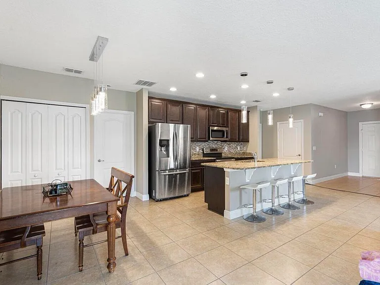 3650 SW Rivera St — Photo 9